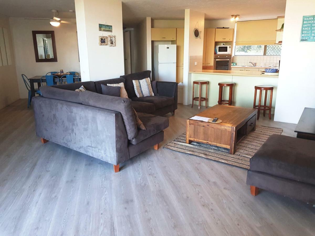 Casablanca Beachfront Apartments Bribie Island North Экстерьер фото